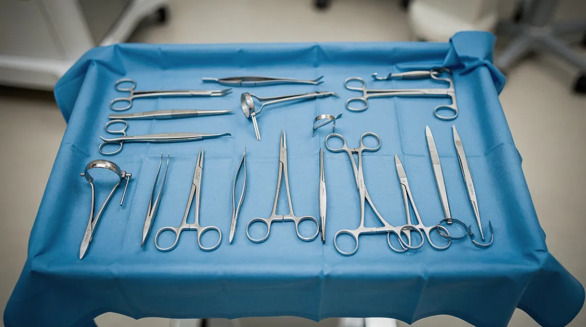 plateau chirurgical preparation chirurgie du ptosis