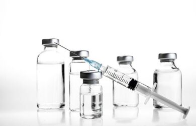 Hyaluronidase to correct hyaluronic acid injections