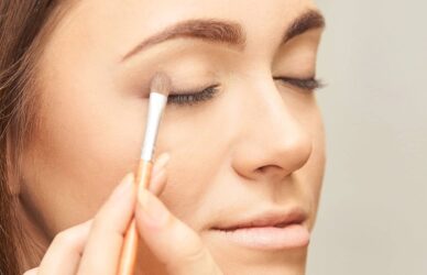 – Docteur Bernard Hayot Beauty and make-up tips after blepharoplasty