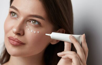– Docteur Bernard Hayot Dark circles and hydration: a real link?