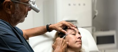 Prévention Vieillissement Regard : Guide Médical Complet pour Retarder la Chirurgie Esthétique